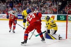 Lukáš Sedlák a Filip Gustavsson v semifinále MS 2024 Česko - Švédsko