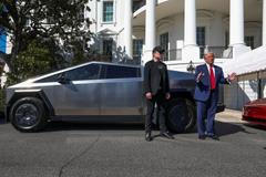 Prezident Donald Trump, Elon Musk, Tesla