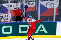 David Pastrňák slaví gól v zápase MS 2025 Česko - USA