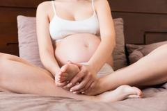 Těhotná žena, těhotenství, ilustrační foto