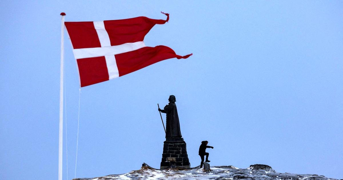 Koupíme Grónsko, nebo ho obsadíme! Proč ostrov chtějí Američané a ubrání ho Dánové