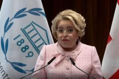 "Neposlouchejte protiruskou rétoriku," prohlásila Valentina Matvijenko