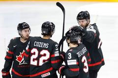 Kanaďané slaví gól v zápase MS 2024 o bronz Švédsko - Kanada