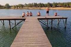 Koupání ukrajinských vojáků