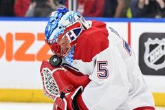 NHL: Montreal Canadiens at Toronto Maple Leafs hokej Jakub Dobeš
