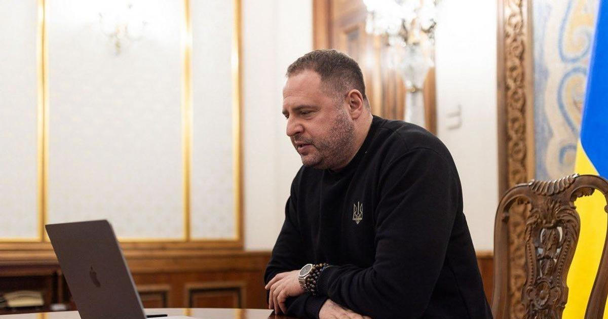 Ukrajinské úřady obvinily bývalého všemocného šéfa Zelenského kanceláře