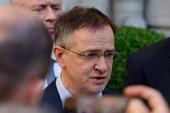 Delegace z Ruska, Ukrajiny a Turecka na setkání v Istanbulu.