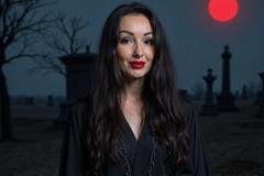 Maria Machmutová na videu řekla, že jsou ruští vojáci "vrazi", poté ji zatkla policie