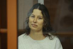 FILE PHOTO: Russian-American dual citizen Ksenia Karelina, accused of treason, attends a court hearing in Yekaterinburg