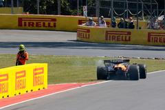 Havarovaný McLaren Landa Norrise ve VC Kanady F1 2025