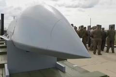 Záběr na Banderol se zřejmě objevil při návštěvě Dmitrije Medveděva na ruském cvičišti Kapustin Jar