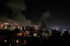 Izrael v noci zaútočil na Írán a jeho jaderný program