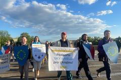 Chceme, aby Česko podpořilo ochranu ukrajinského nebe, říkali účastníci pochodu
