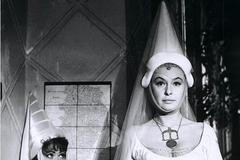 Trezorový film - Bílá paní (Jiřina Bohdalová a Jitka Kačírková)