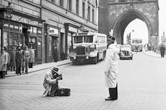 autobusy Praha historie