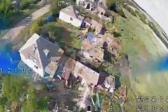 Ukrajinci použili sebevražedný dron na budovu s ruskými vojáky