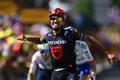Julian Alaphilippe slaví domnělý triumf v 15. etapě Tour de France