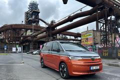 VW T7 Multivan spací box