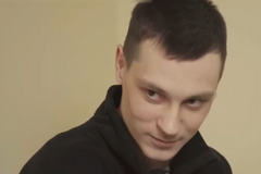 "Chci znovu bojovat a pomstít se Ukrajině," říká zajatý Rus obviněný za vraždu civilisty v Buče