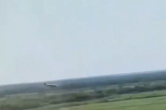 F-16 sestřelila Su-35 s pomocí letounu AWACS, vypálila na něj střelu AMRAAM