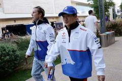 Liam Lawson a Juki Cunoda