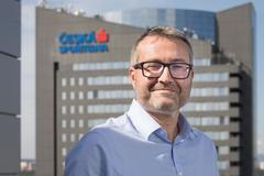 Ekonom David Navrátil, Česká spořitelna, portrét