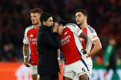 Soccer Football - Champions League - Semi Final - Second Leg - Paris St Germain v Arsenal