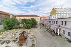 Kasárna karlín přetahovačka