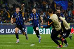 Soccer Football - Champions League - Semi Final - Second Leg - Inter Milan v FC Barcelona