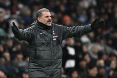 Ange Postecoglou při utkání proti Leicesteru