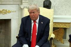 "Někdy je lepší nechat je chvilku se prát a potom je odtrhnout," řekl Trump o válce na Ukrajině