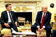 "Máme s Putinem příjemný rozhovor a pak v noci vyletí rakety na Kyjev," postěžoval si Trump