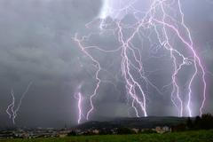 Jiří Kouřil lovec bouří blesky bouřka hrom