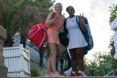 Kateřina Siniaková a Taylor Townsendová na Roland Garros 2025