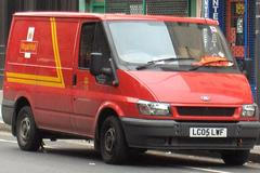 Royal Mail - dodávka britské královské pošty