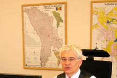 Bývalý velvyslanec ČR v Moldavsku Petr Kypr. Na snímku ve své pracovně v Kišiněvu