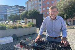 Nevím, jestli Motoristé udělali dobře, říká ke Gregorovi Kupka. Motorista mu odpověděl