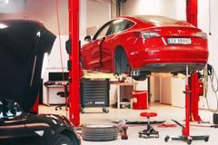 Tesla Model 3 servis