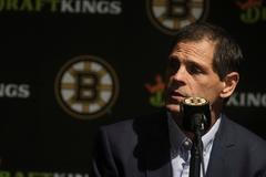 Generální manažer Bostonu Don Sweeney