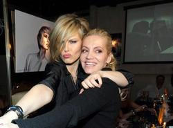 Simona Krainová a Dara Rolins