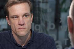 600 let od defenestrace: Lidi bych z oken neházel, není na co být hrdý, říká historik