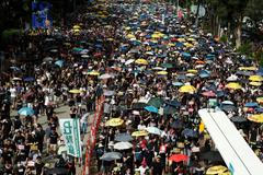 Demonstrace v Hongkongu proti extradičnímu zákonu