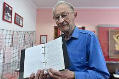 Navštívil všechny země světa. Miroslav Šnejdar pro výjezdní doložky odešel do předčasného důchodu