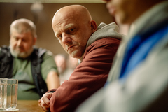 Národní třída účtuje se současným režimem. Po nadějném úvodu nakonec rozpačitě