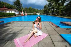 Koupaliště kolem Prahy, koupání, léto, prázdniny