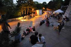 Stalin žije - Containall bar na Letné