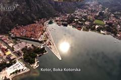 Přelet z Jadranu do Jónského moře: Úchvatný Kotor, albánské hory a přistání na Korfu