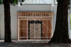 Stanislav Kolíbal: Bývalé nejisté tušené