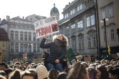 Fridays for Future Praha - první studentská stávka / protest za změnu postoje v boji proti změně klimatu, 15. 3. 2019