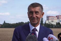 Babiš za pozemky pro úřednickou čtvrť stavět novou nemocnici pro Prahu nechce